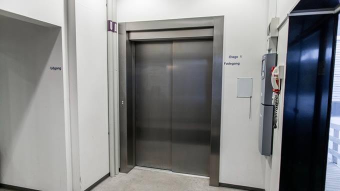 Elevator til Fødegangen og Barselsafsnittet